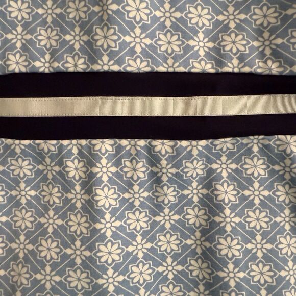 Draper James Honeycomb Floral Persley Ponte Dress Medium Blue and‎ White - Picture 12 of 16